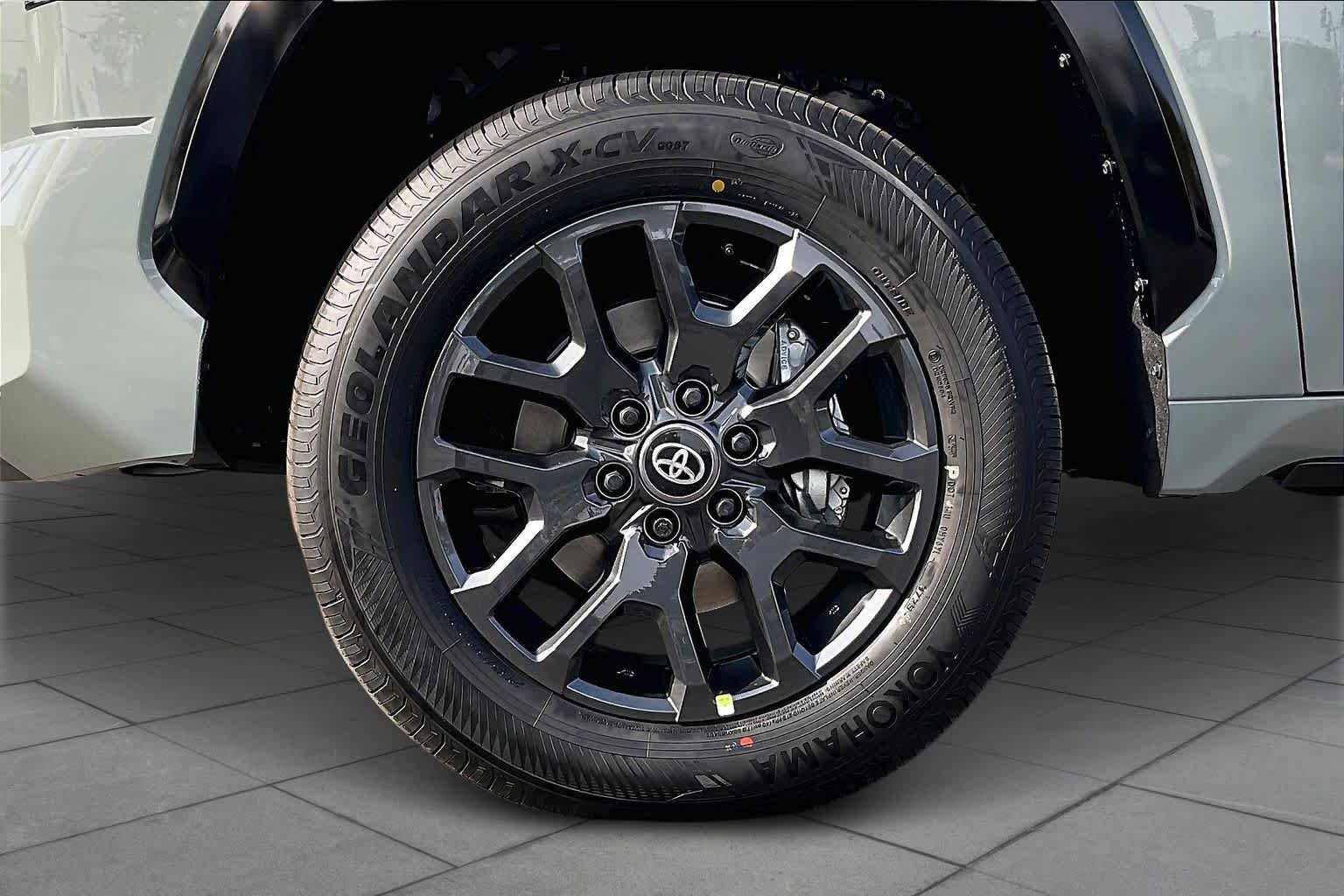 New 2026 Toyota Tundra Platinum image 11