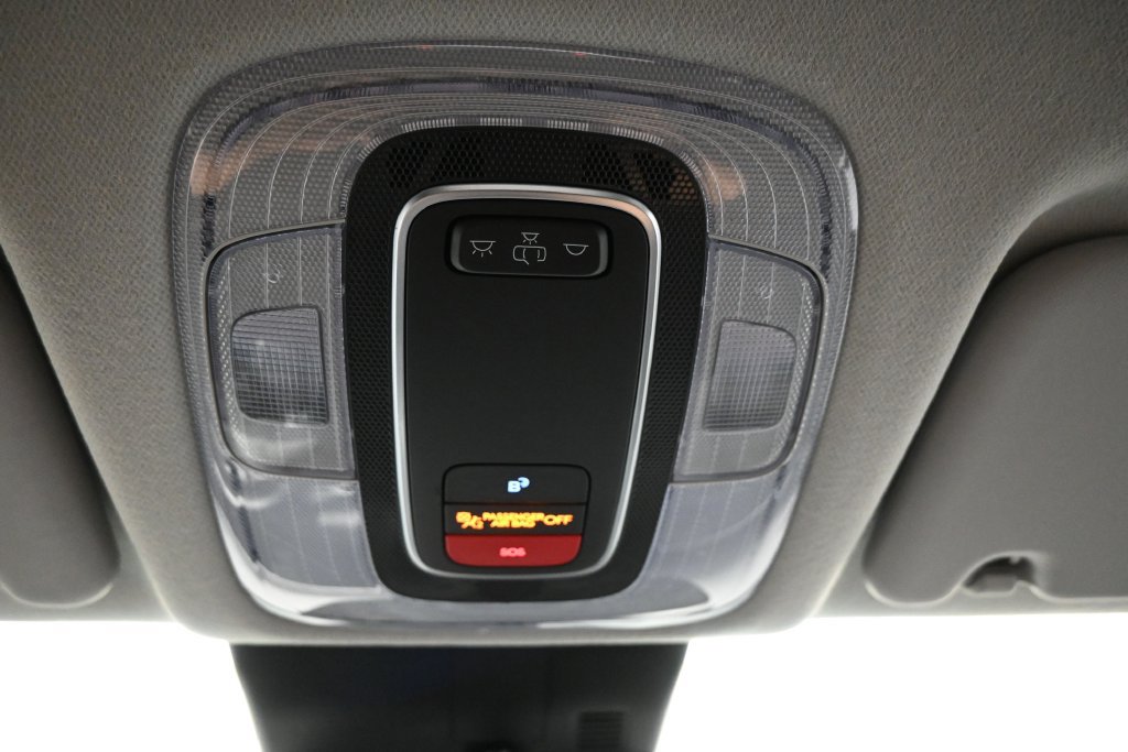 Used 2025 Hyundai Kona SEL AWD/4WD image 20
