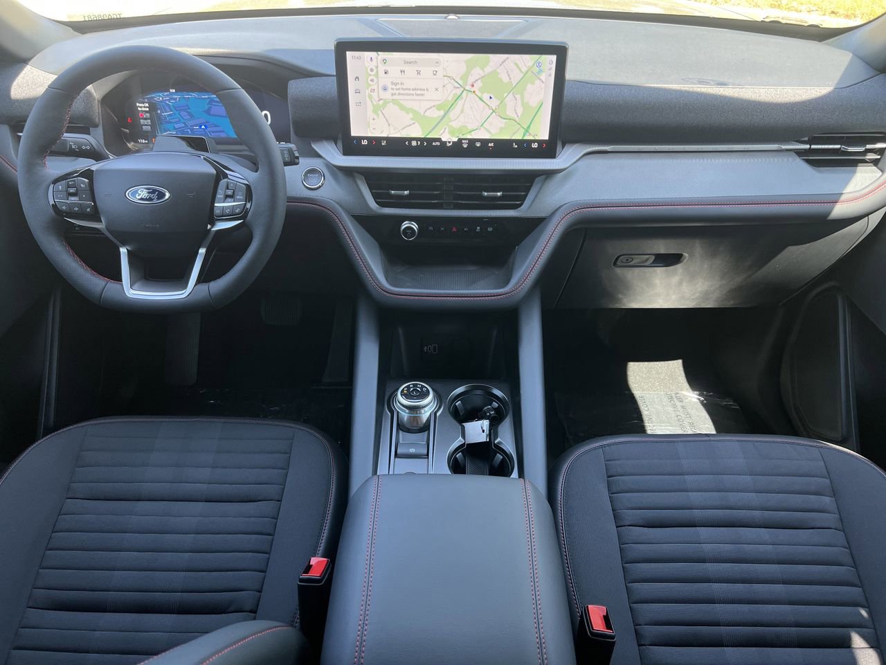 New 2026 Ford Explorer ST-Line image 2