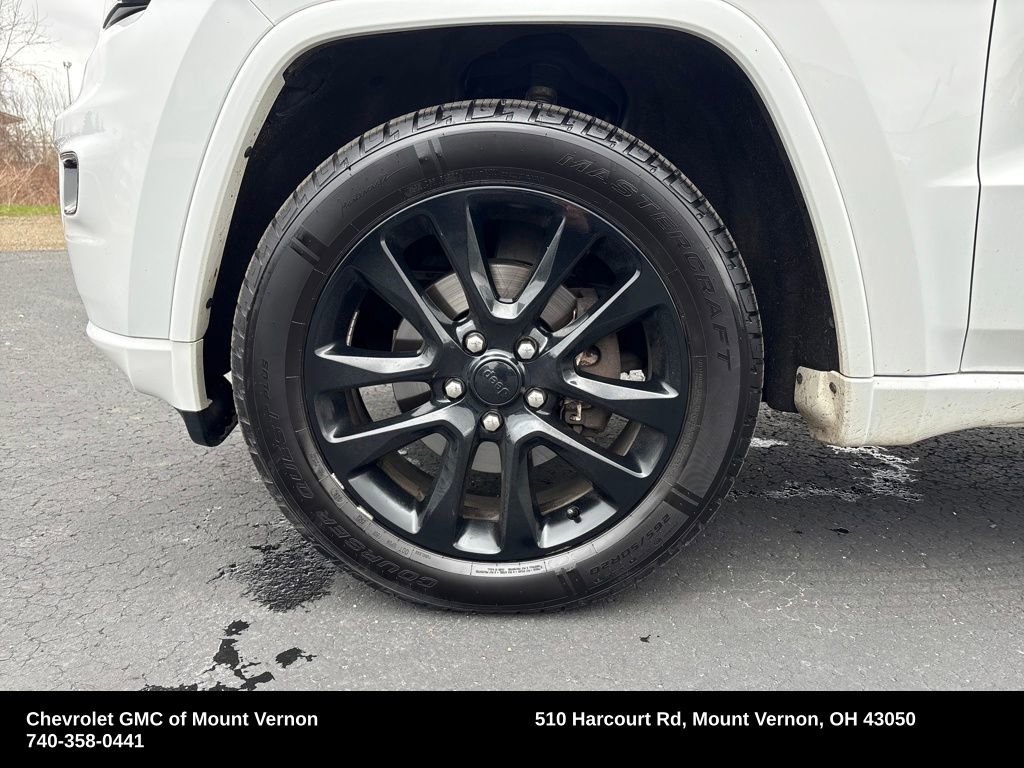 Used 2017 Jeep Grand Cherokee Altitude image 22