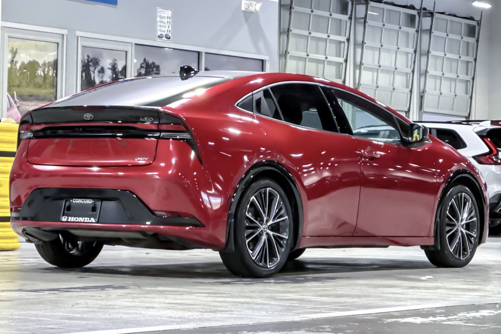 Used 2024 Toyota Prius Limited w/ Limited Premium Package image 8