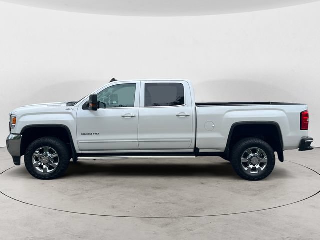 Used 2018 GMC Sierra 3500 SLE w/ SLE Preferred Package AWD/4WD image 8