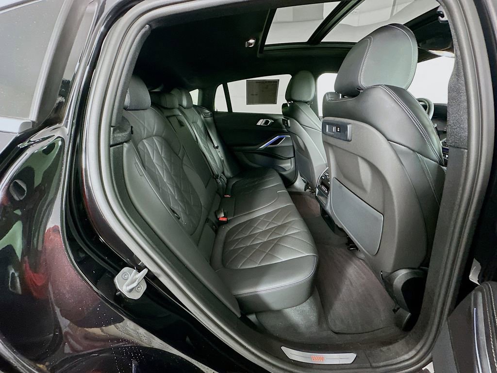 Used 2023 BMW X6 xDrive40i w/ Premium Package image 35