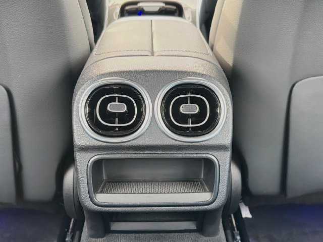 Certified 2023 Mercedes-Benz C 300 4MATIC Sedan image 25