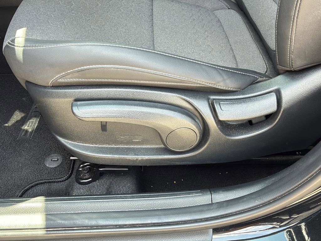 Used 2024 Kia Seltos S FWD image 14