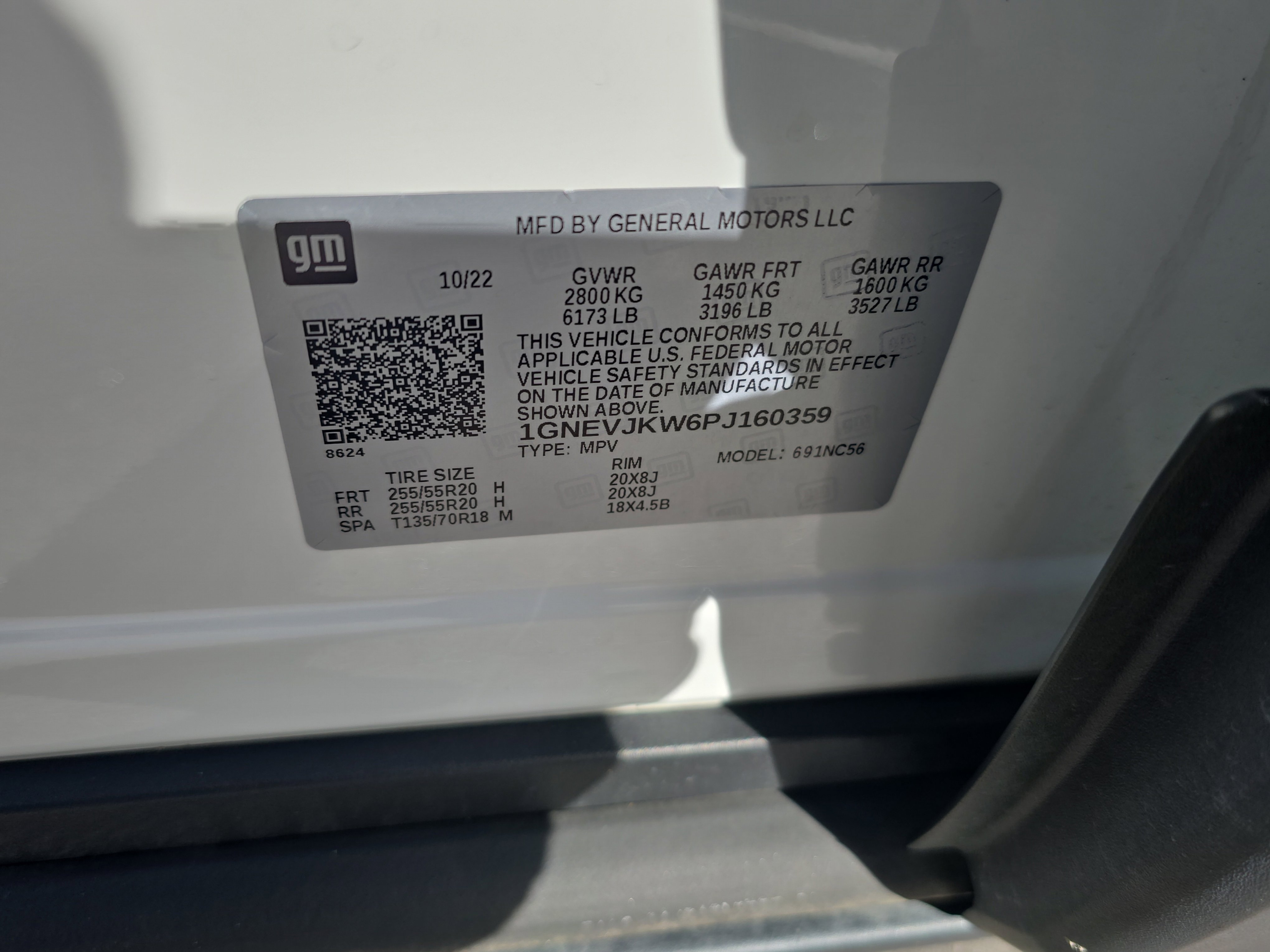 Used 2023 Chevrolet Traverse RS image 35