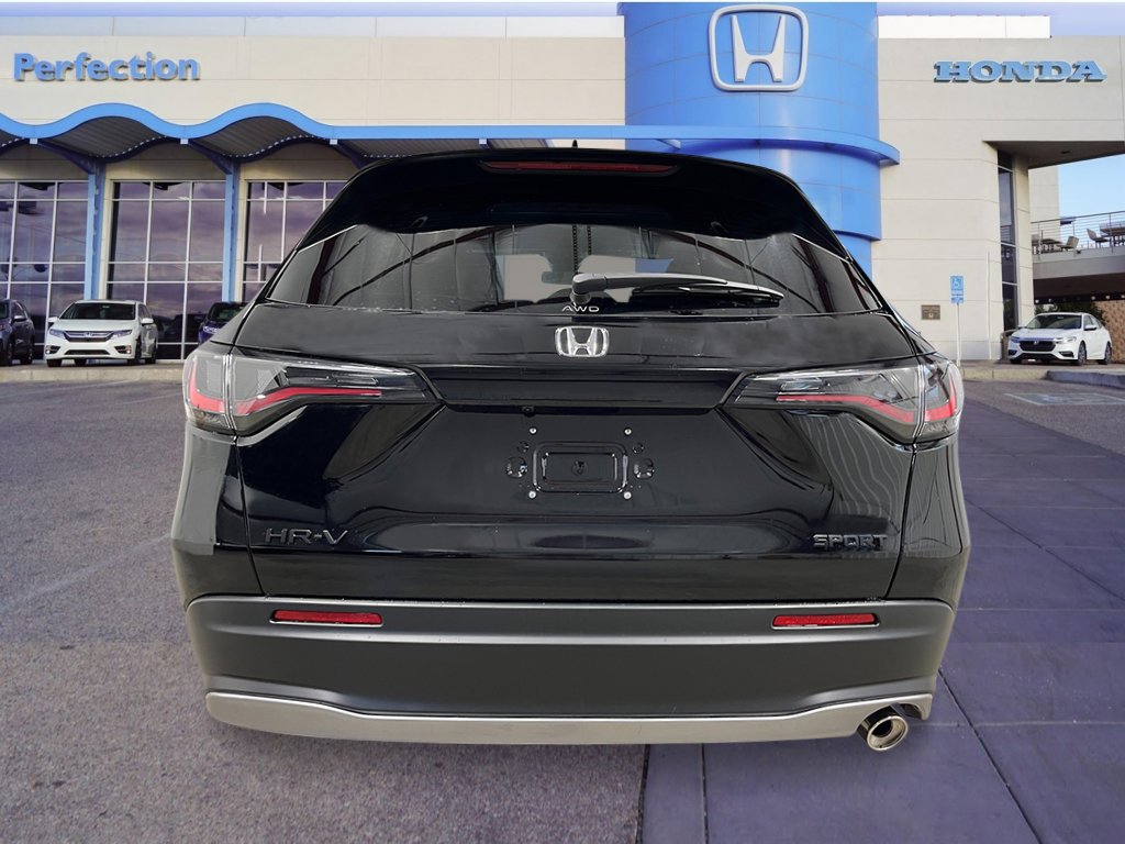 New 2026 Honda HR-V Sport image 4