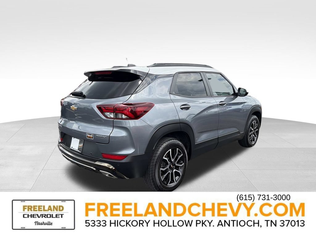 Used 2021 Chevrolet TrailBlazer ACTIV w/ Technology Package AWD/4WD image 3