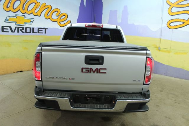 Used 2018 GMC Canyon SLE w/ SLE Convenience Package image 2
