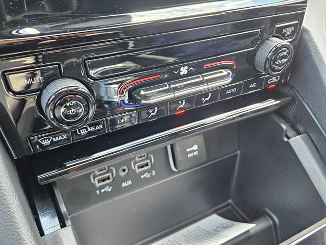 New 2025 Jeep Grand Cherokee L Laredo image 12