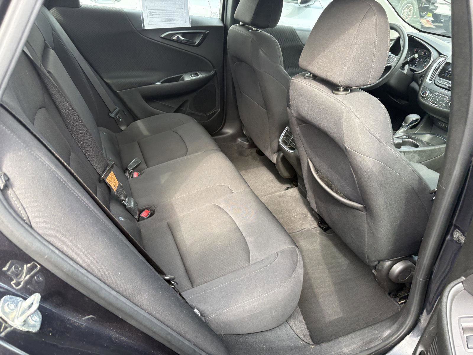 Used 2023 Chevrolet Malibu LT image 12