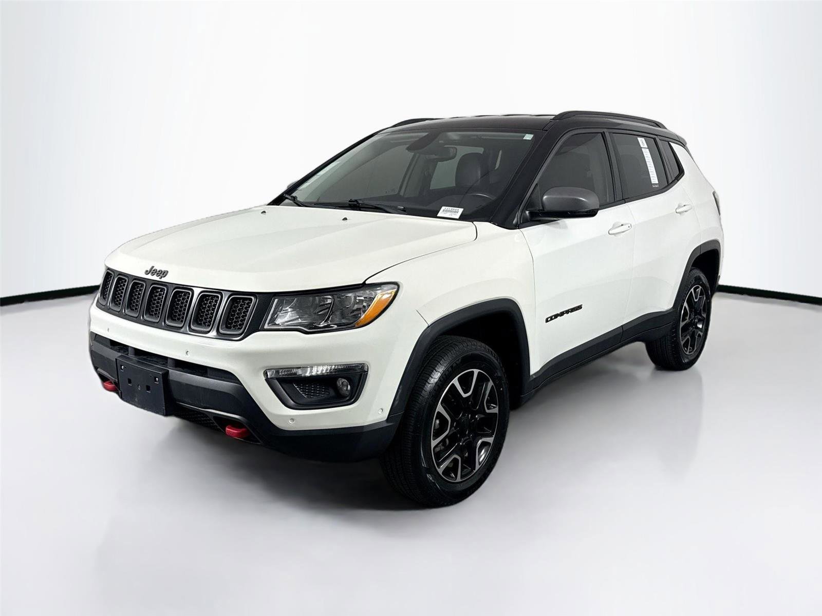 Used 2020 Jeep Compass Trailhawk video 2