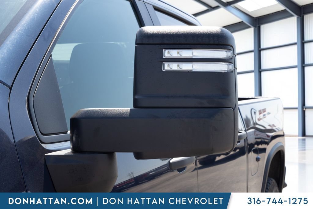 Used 2022 Chevrolet Silverado 2500 Custom w/ Custom Value Package AWD/4WD image 19