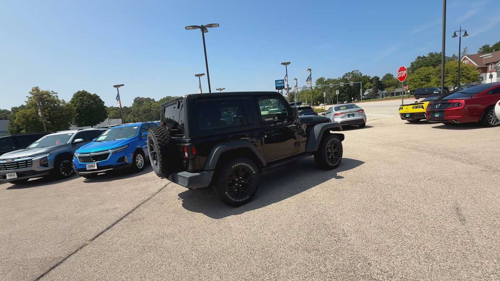 Used 2022 Jeep Wrangler Sport AWD/4WD image 8