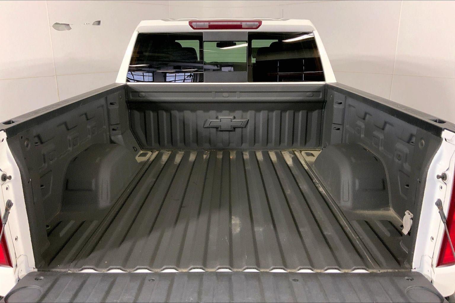 Used 2022 Chevrolet Silverado 1500 LTZ AWD/4WD image 4
