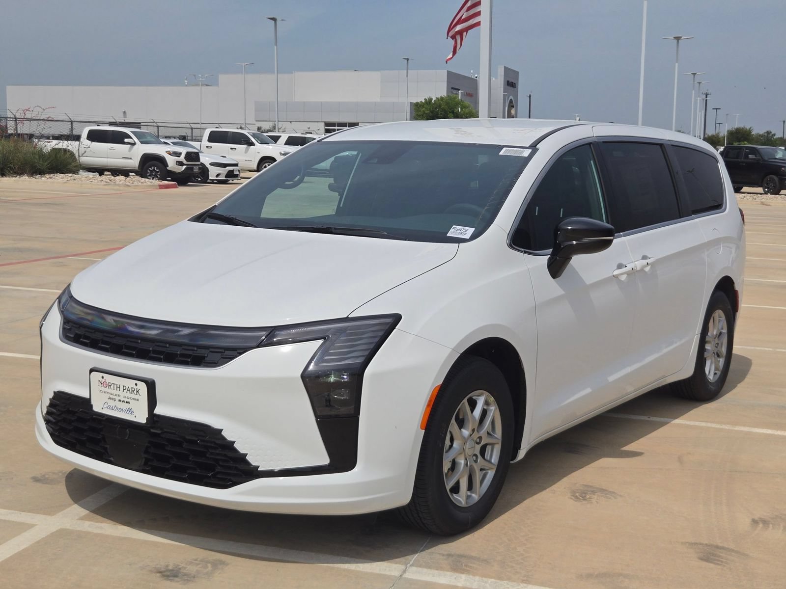 New 2027 Chrysler Pacifica Select FWD image 7