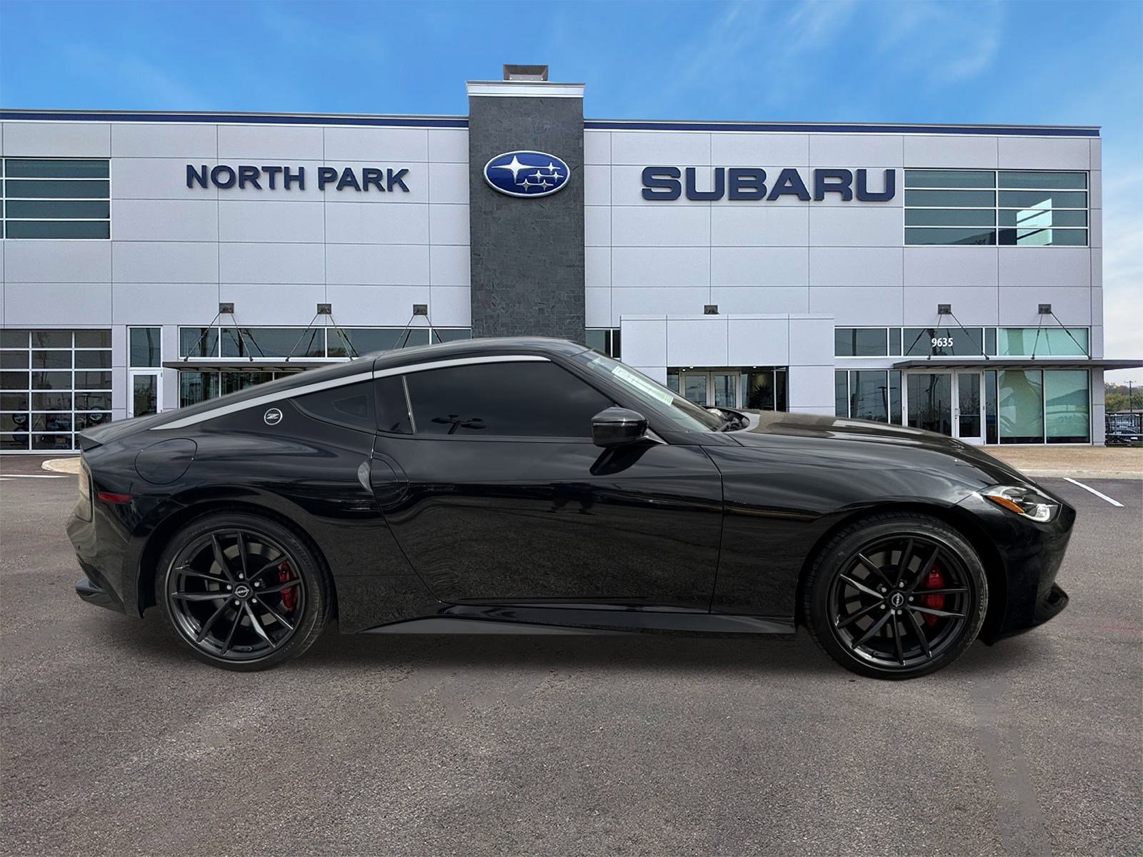 Used 2024 Nissan Z Performance w/ Floor Mat Package image 2