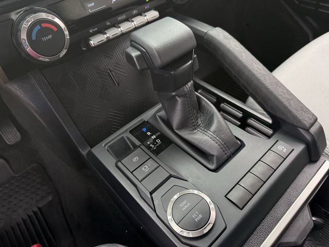 Used 2026 Toyota Tacoma SR5 RWD image 18