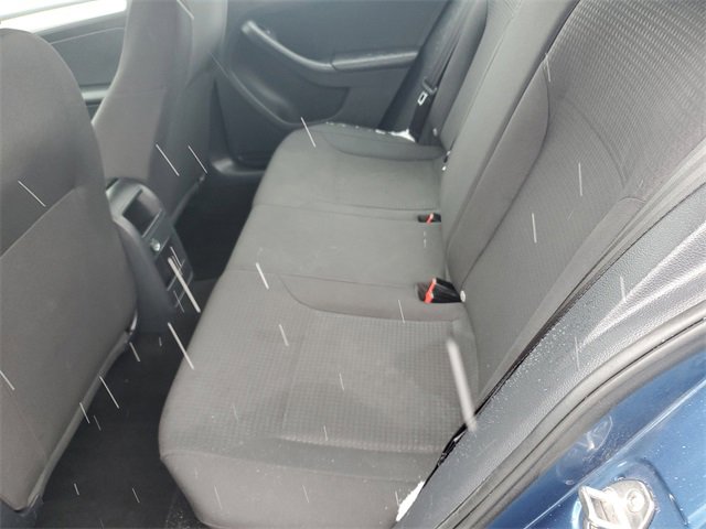 Used 2015 Volkswagen Jetta SE image 24