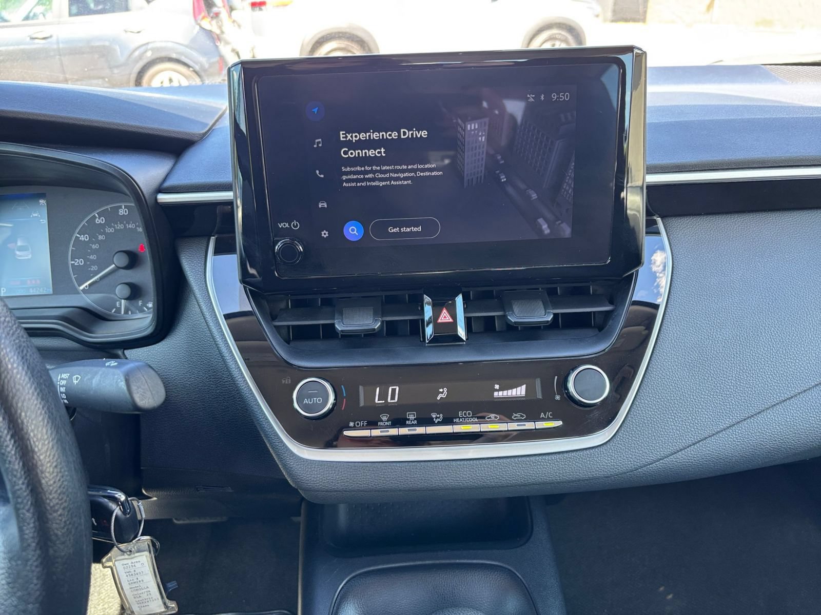 Used 2025 Toyota Corolla LE FWD image 21