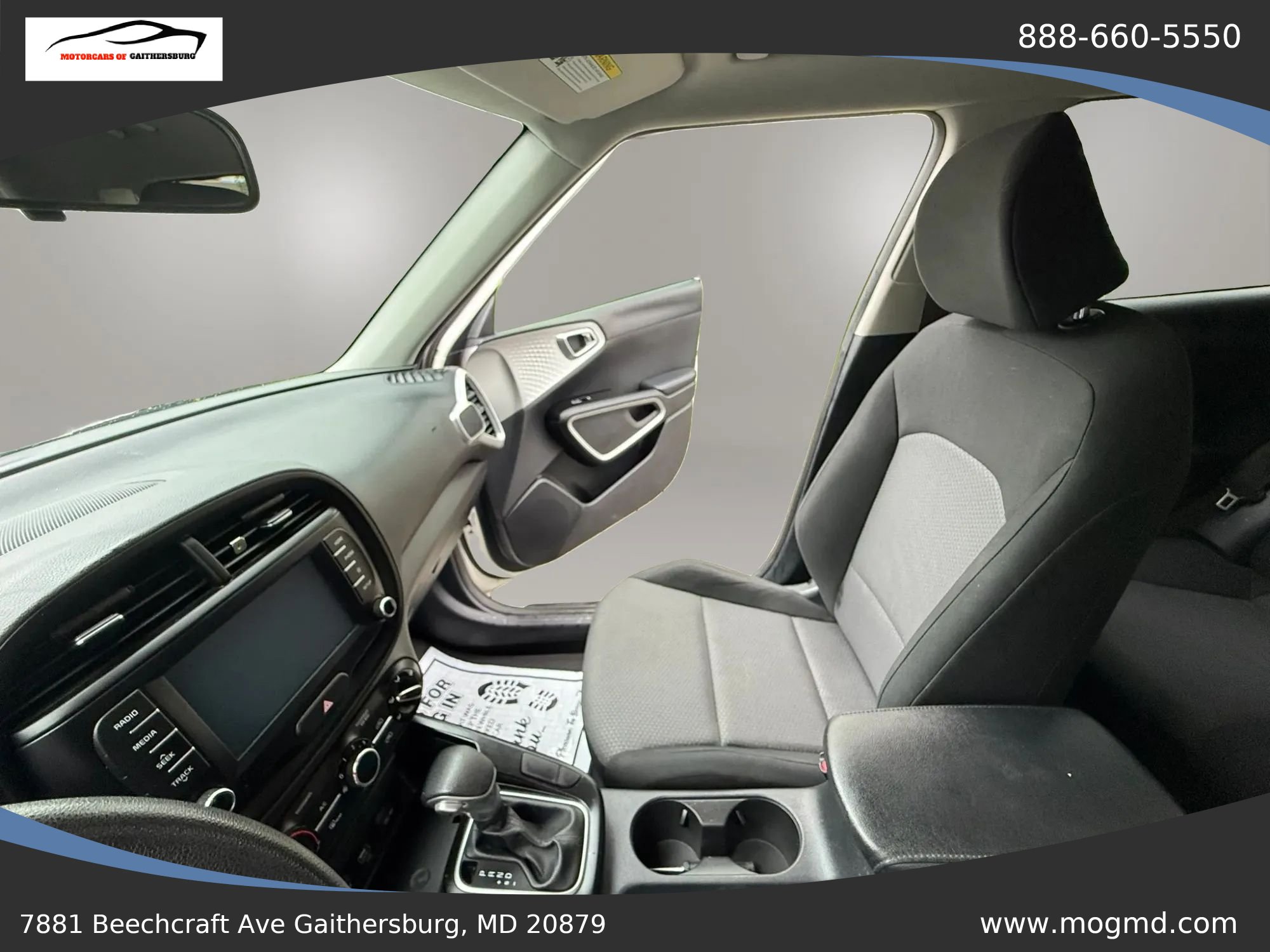 Used 2020 Kia Soul LX FWD image 17