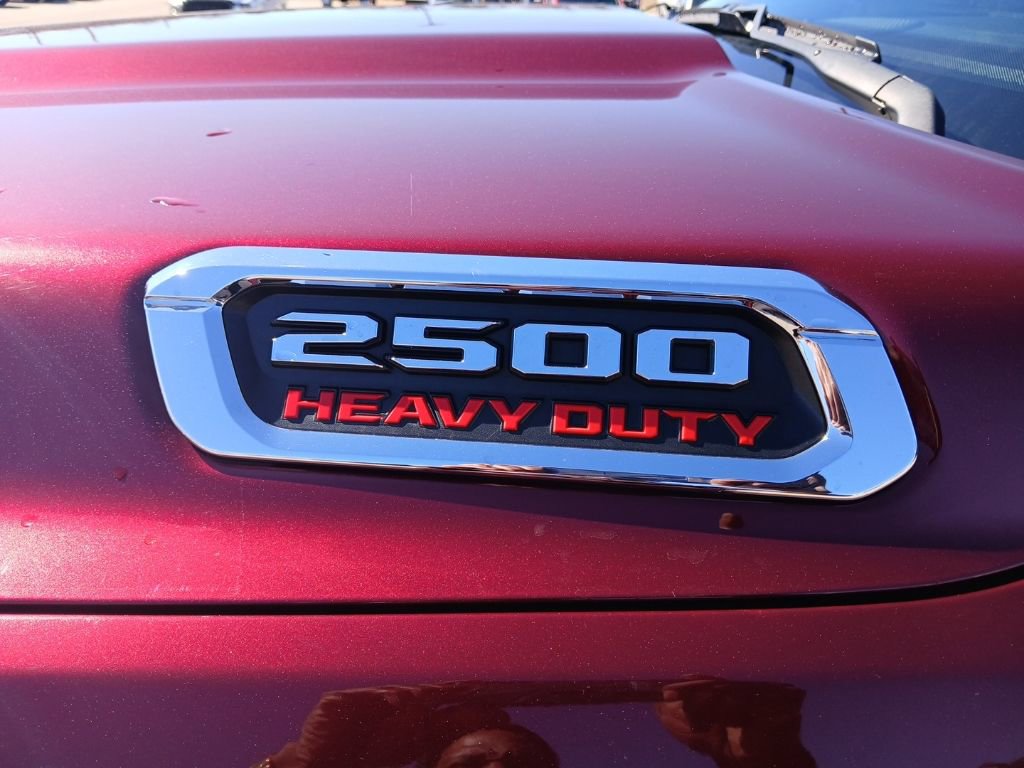 Used 2024 RAM 2500 Tradesman w/ Chrome Appearance Group image 10