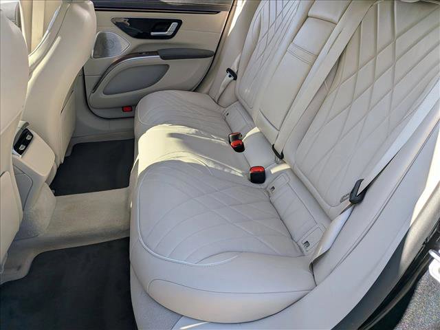 Certified 2022 Mercedes-Benz EQS 580 4MATIC Sedan image 20