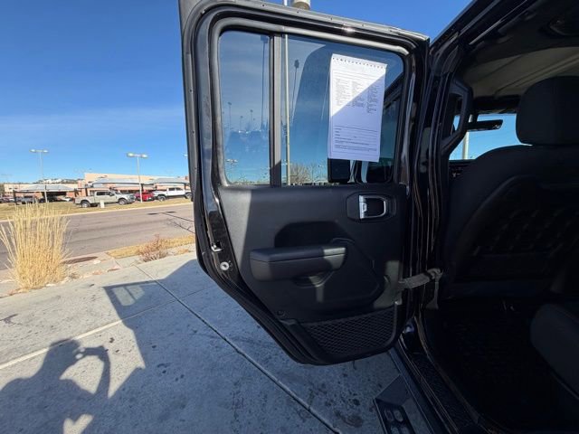 Used 2023 Jeep Gladiator Mojave w/ Cold Weather Group image 23