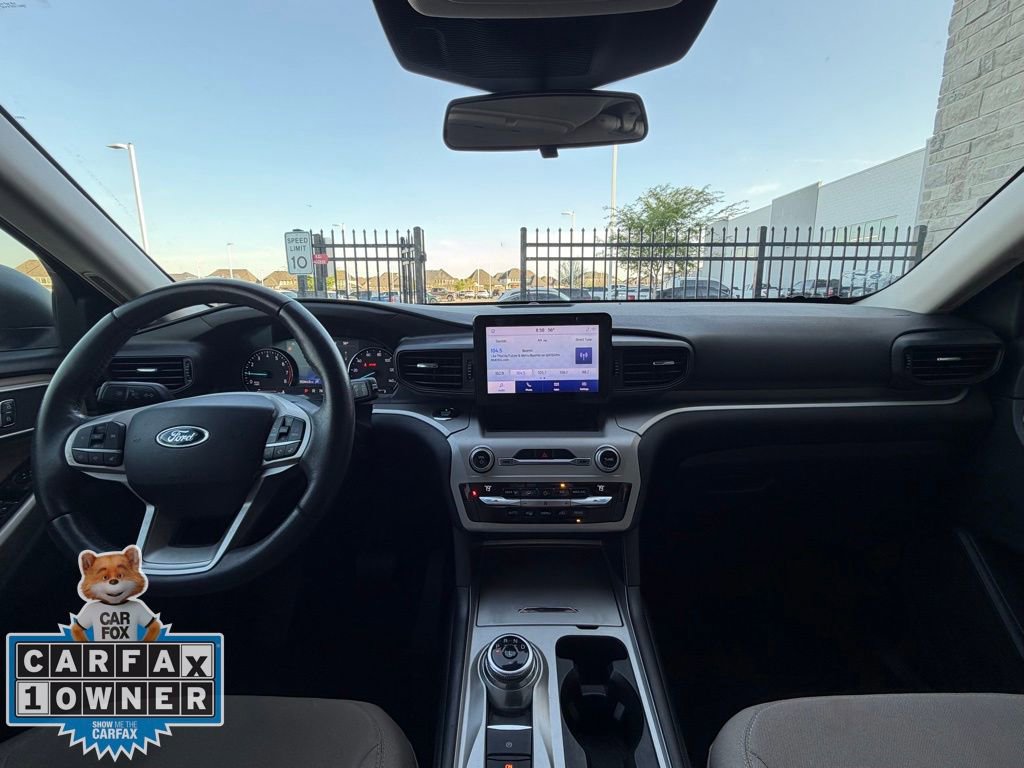 Used 2021 Ford Explorer XLT image 26