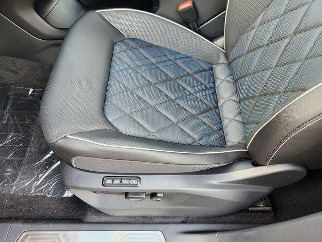 New 2026 Volkswagen Atlas Cross Sport SEL Premium R-Line image 23