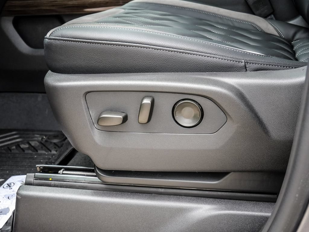 New 2026 Chevrolet Silverado 1500 RST AWD/4WD image 40