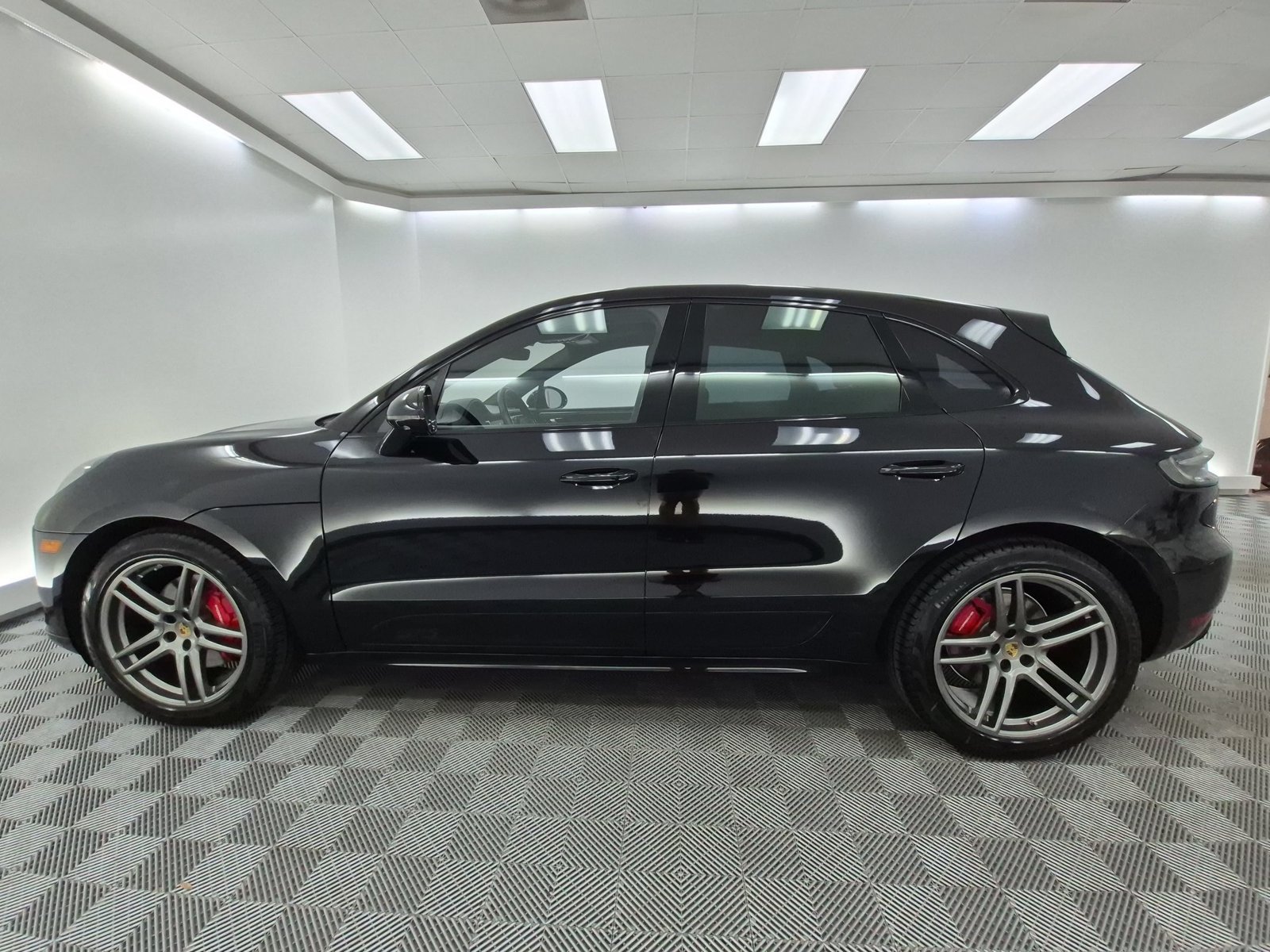 Used 2020 Porsche Macan GTS AWD/4WD video 2