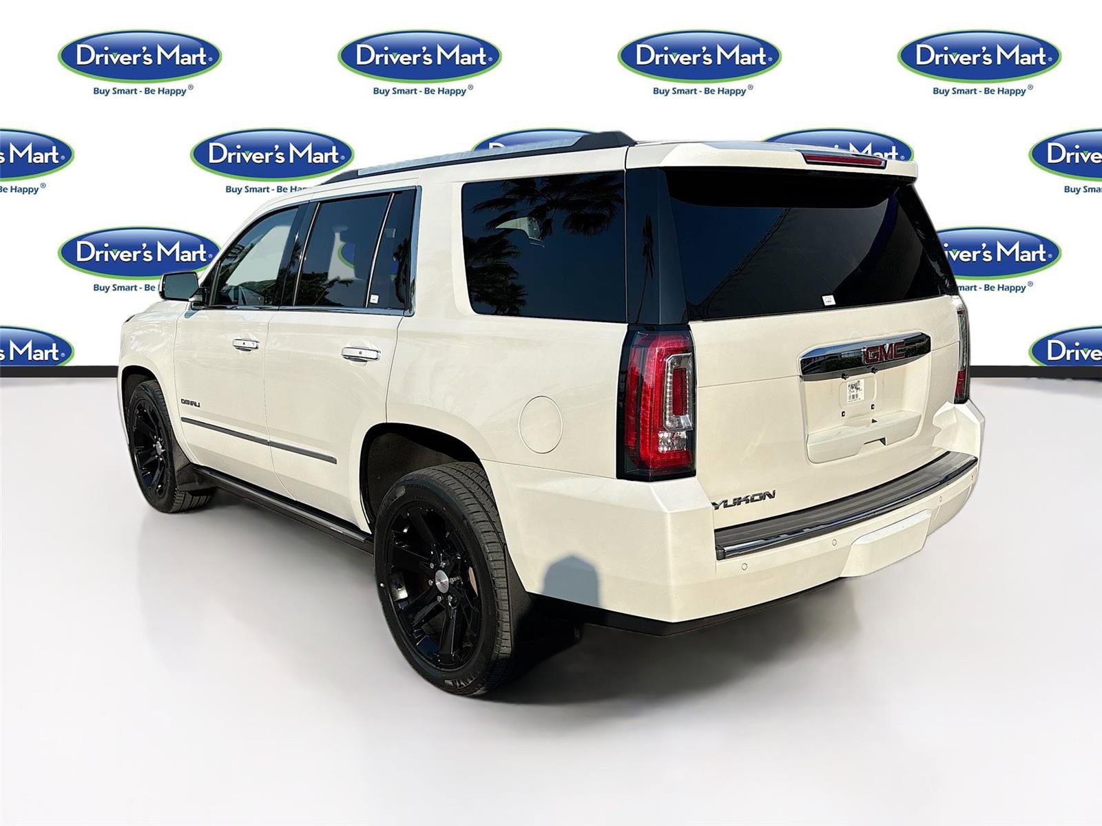 Used 2016 GMC Yukon Denali image 6