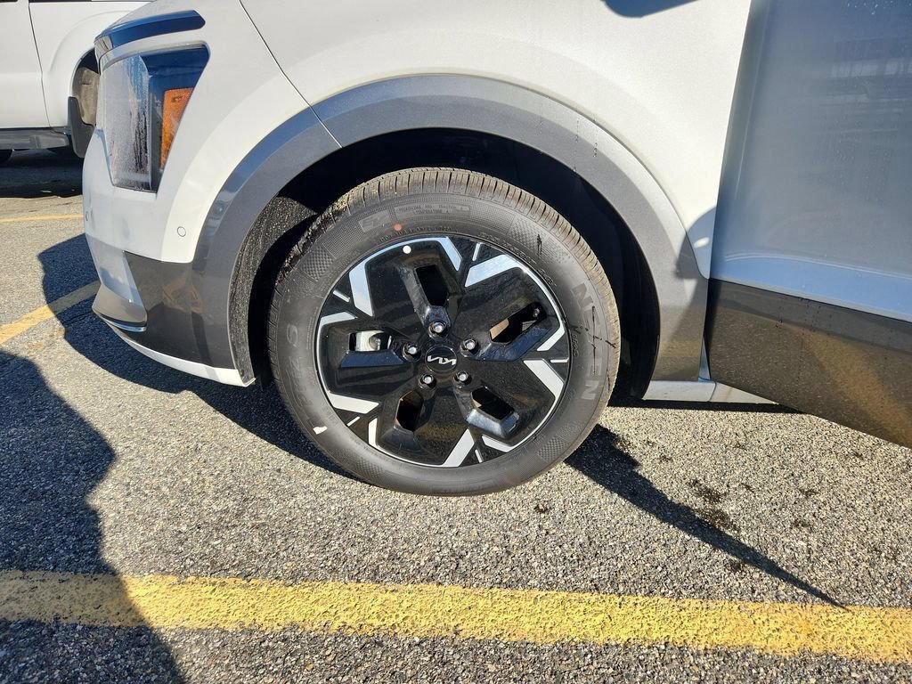 New 2025 Kia Niro Wave w/ Wave Preserve Package FWD image 24
