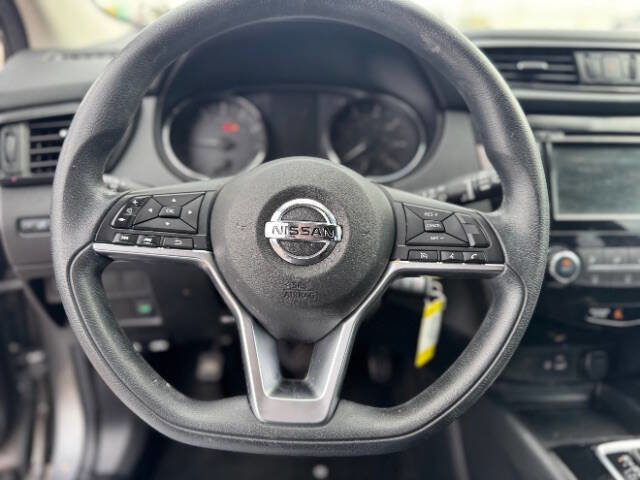 Used 2019 Nissan Rogue Sport S w/ Appearance Package image 10