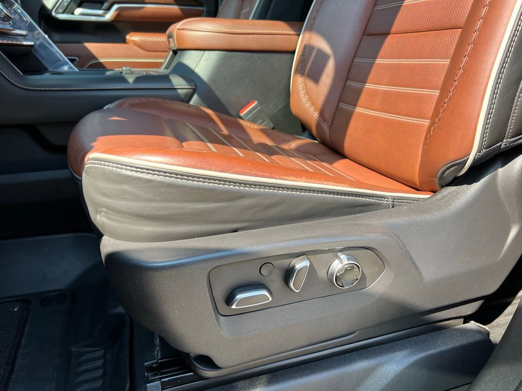 Used 2024 GMC Sierra 2500 Denali Ultimate image 15