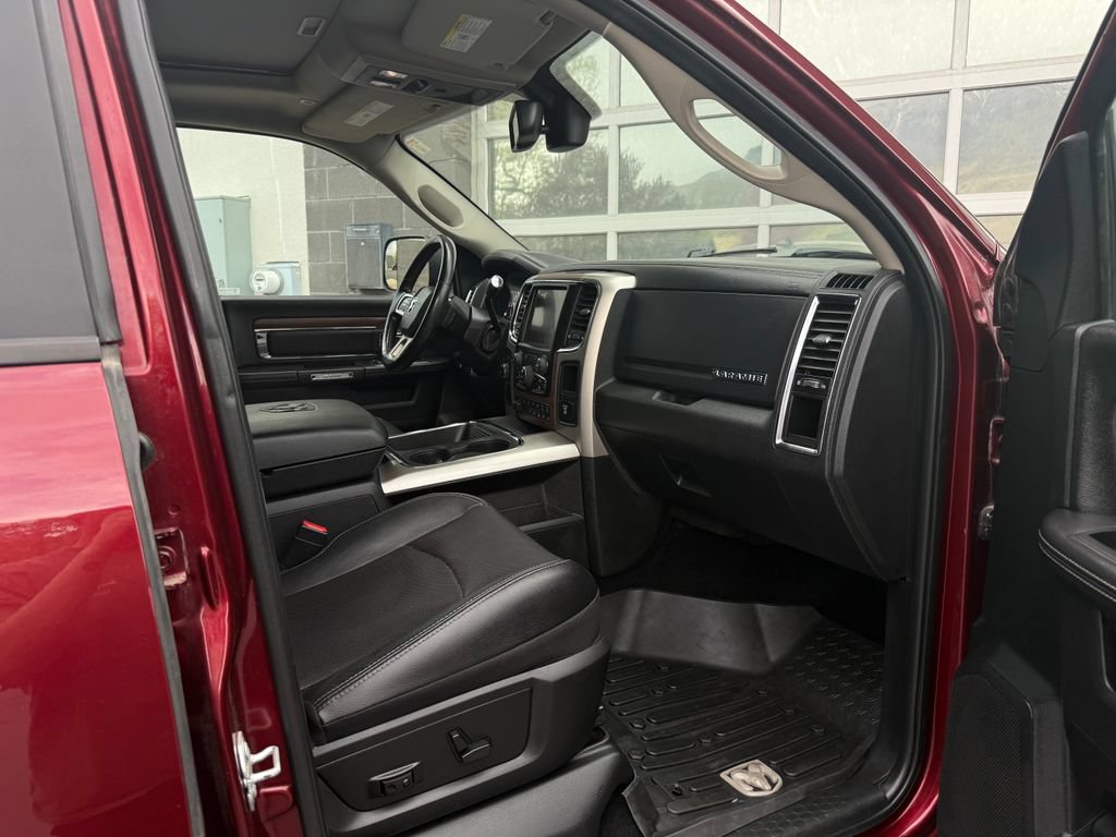 Used 2017 RAM 2500 Laramie w/ Sport Appearance Group AWD/4WD image 20