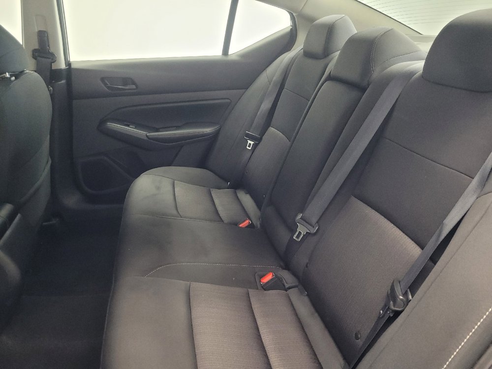 Used 2024 Nissan Altima 2.5 SV image 18