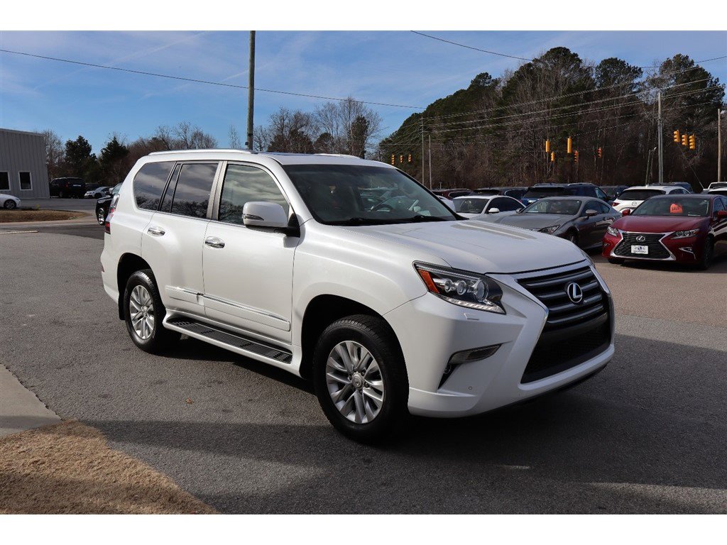 Used 2017 Lexus GX 460 image 9