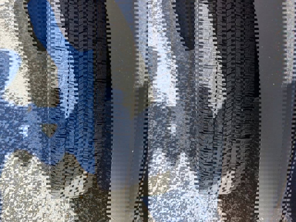 Used 2019 Toyota RAV4 Limited w/ Advanced Technology Package image 32