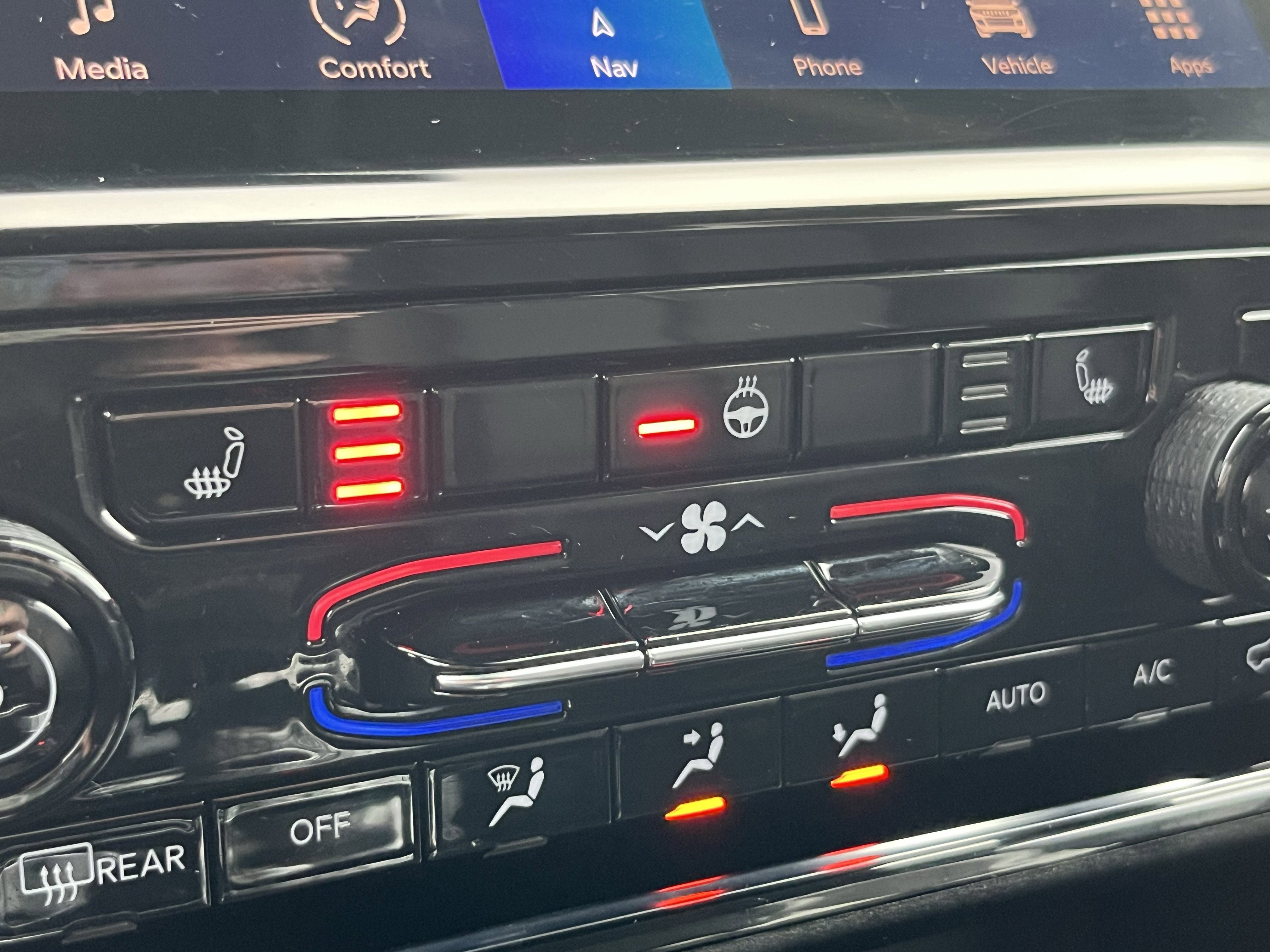 Used 2022 Jeep Grand Cherokee Limited 4xe image 37