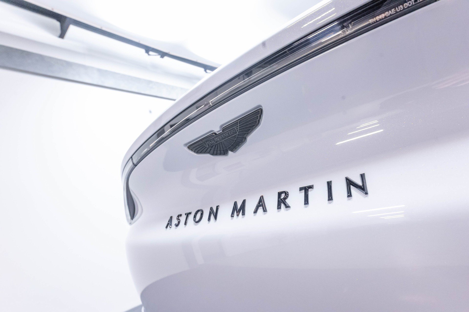 Used 2021 Aston Martin DBX AWD/4WD image 66