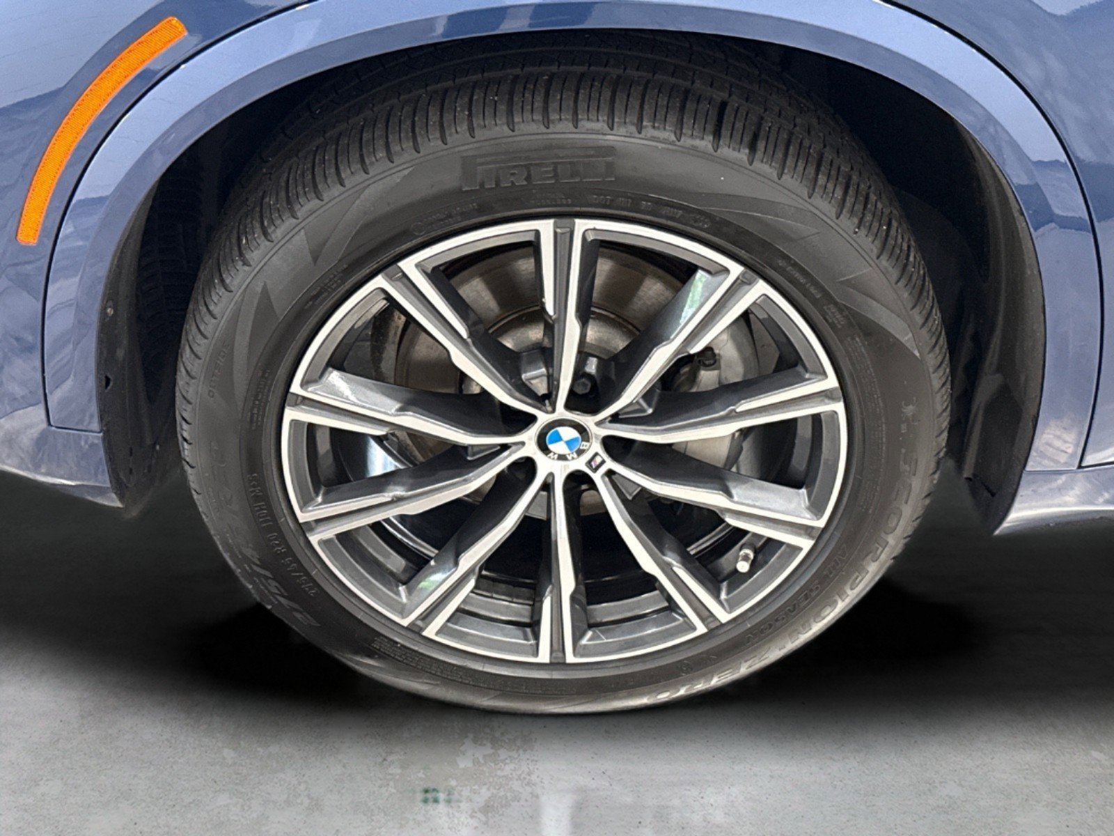 Used 2019 BMW X5 xDrive40i w/ M Sport Package image 54