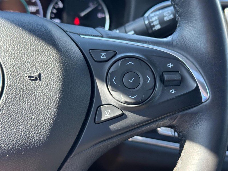 Certified 2019 Buick Enclave Avenir w/ Avenir Technology Package image 24