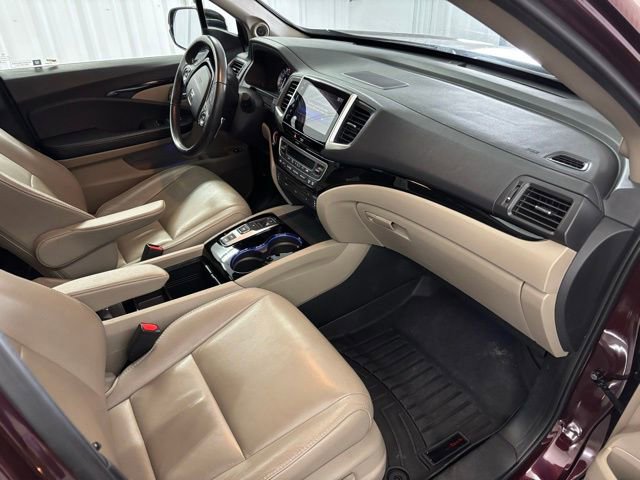 Used 2017 Honda Pilot Touring image 31