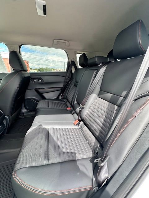 New 2026 Nissan Rogue Rock Creek image 28