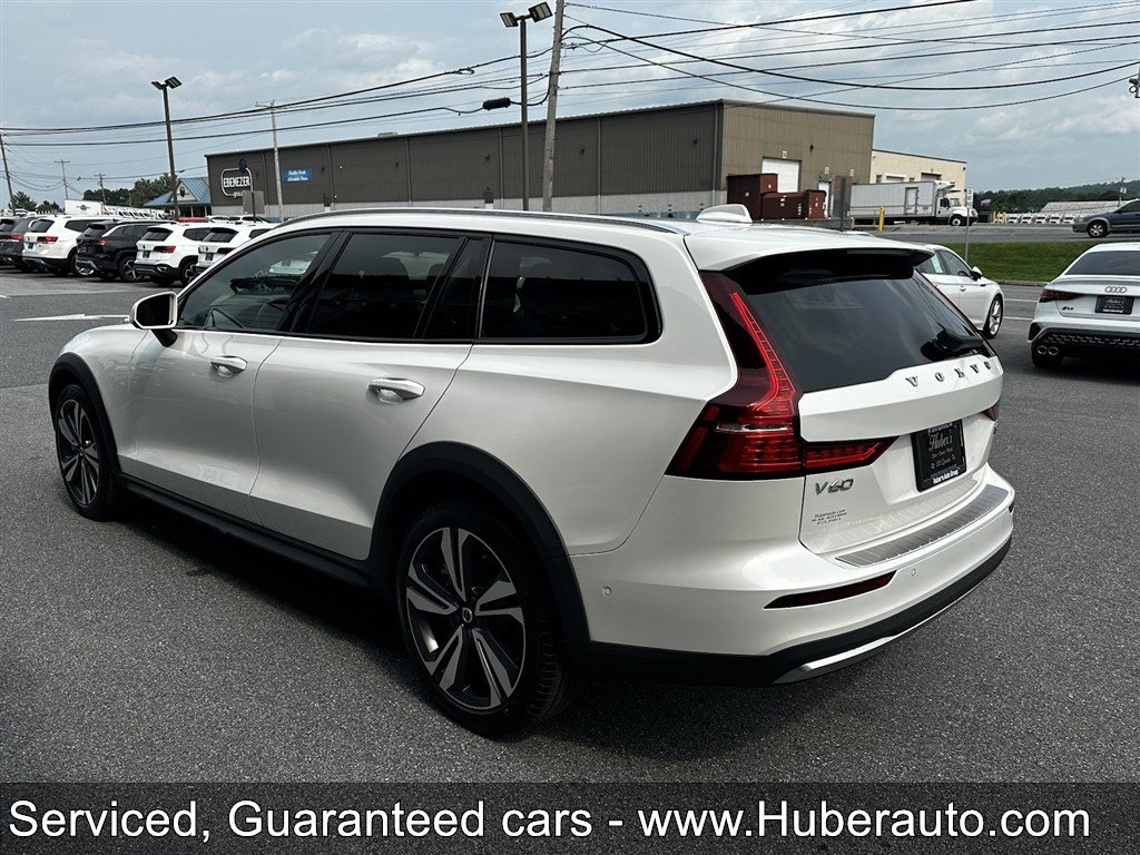 Used 2023 Volvo V60 B5 Cross Country Plus w/ Climate Package AWD/4WD image 6