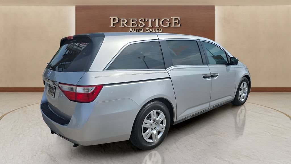 Used 2013 Honda Odyssey LX image 18
