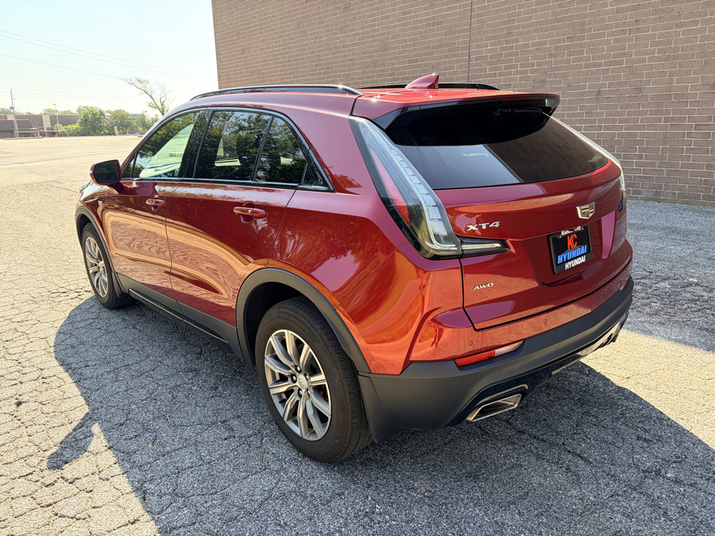 Used 2021 Cadillac XT4 Sport w/ Sun And Sound Package AWD/4WD image 3