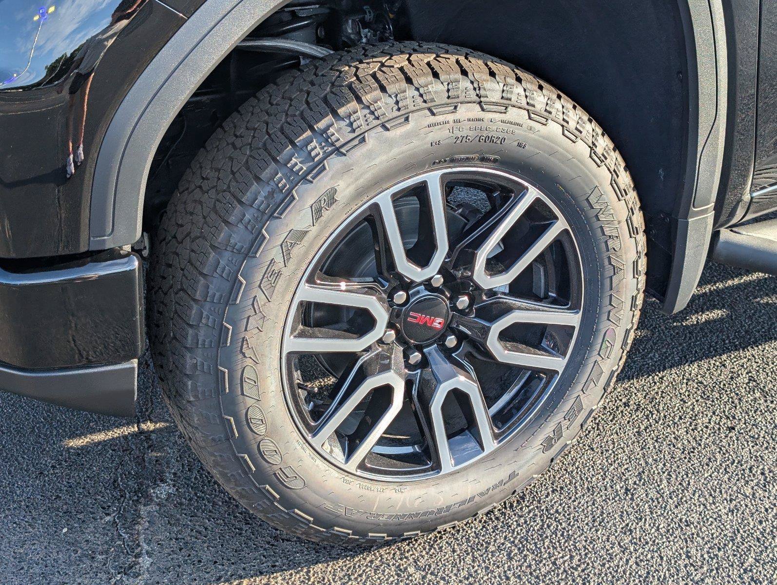 New 2026 GMC Sierra 1500 AT4 w/ AT4 Premium Package AWD/4WD image 12